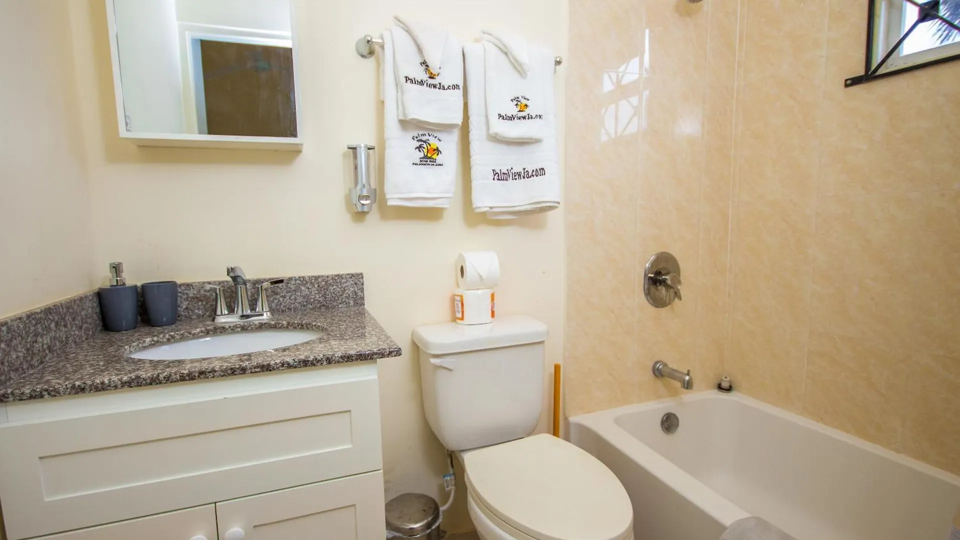 Ocho Rios Drax Hall Manor 3 Bed Sleeps 7 Saint Ann's Bay
